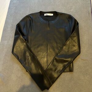 Zara wet effect top